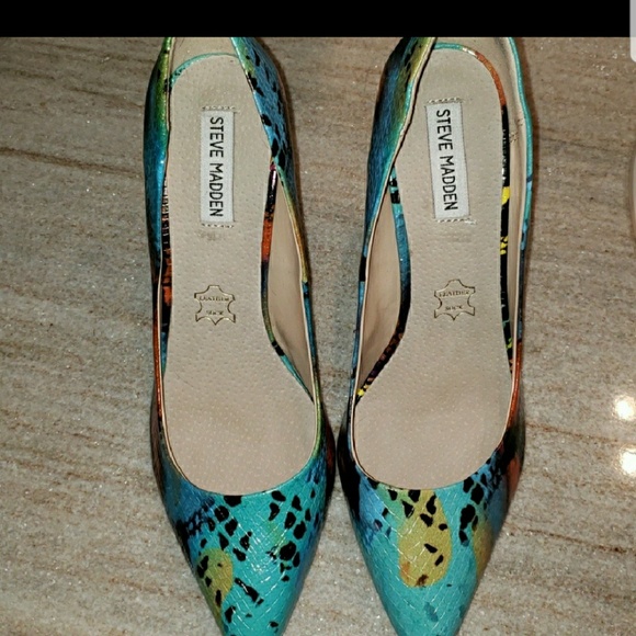 Steve Madden Shoes - Steve Madden Multi-Color Heels